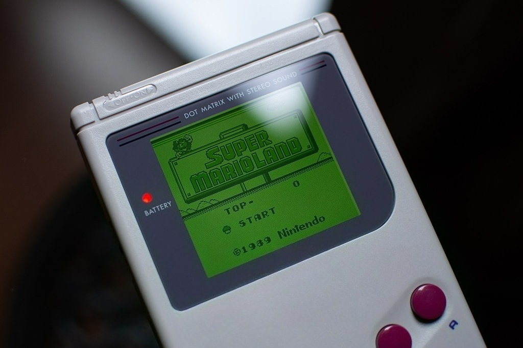 เครื่องเกมบอย DMG-01 รุ่นดั้งเ - Handheld Game Console บทวิจารณ์และราคา